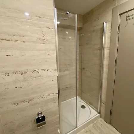 Appartement Site Icinde! New! Modern In Kadikoy