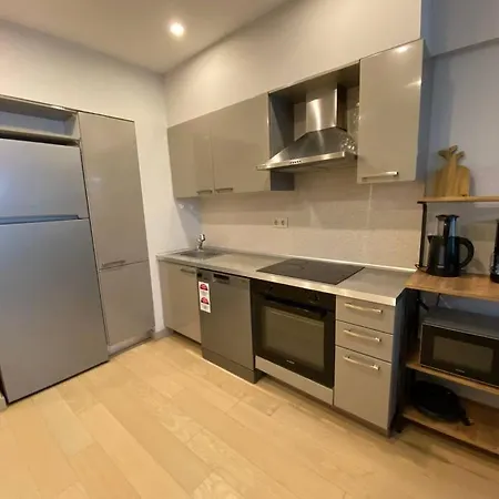 Site Icinde! New! Modern In Kadikoy